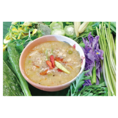 Battambang Teuk Kroeung with Fresh Vegetable