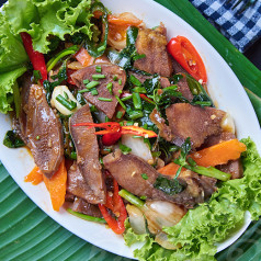 Sweet and Sour Stir Fried Beef Tongue  (S $7 | L $9.75)