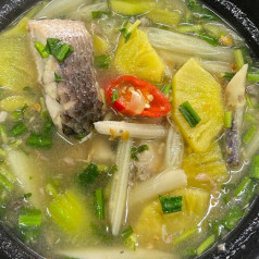 Sour Soup Fish/Chicken with Vegetable