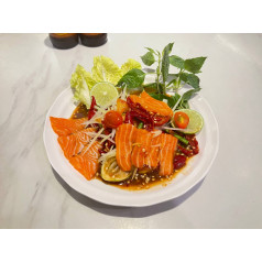 Papaya Salad With Salmon