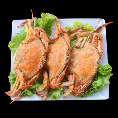 Steamed medium crab 