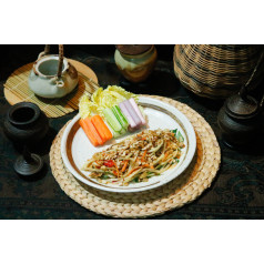 Papaya salad with smoked fish and fish paste 