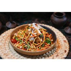 Papaya salad with sea crab 