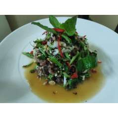 Beef Salad with Red Ant