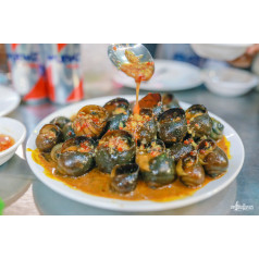 Fried River Snails Curry